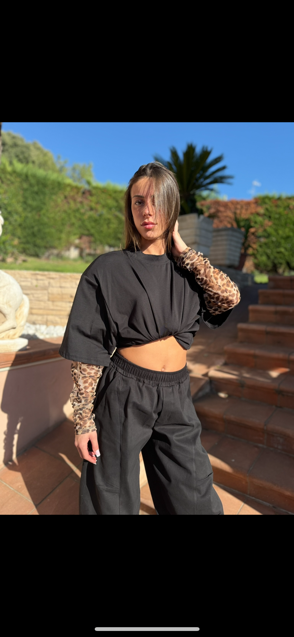 T-SHIRT OVER MANICA MACULATA