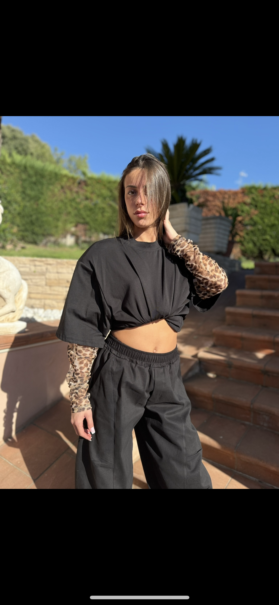 T-SHIRT OVER MANICA MACULATA