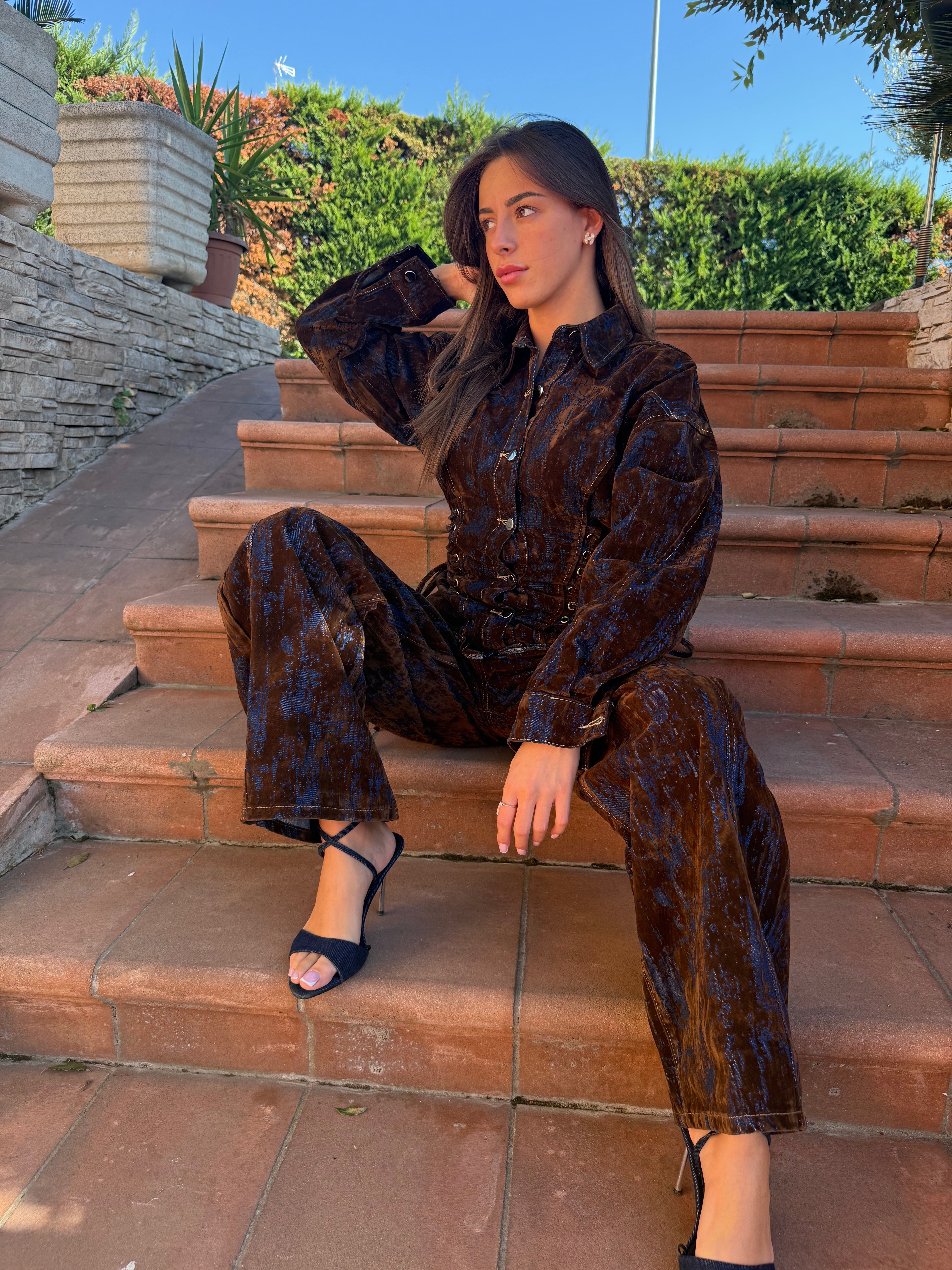 COMPLETO VELVET BROWN