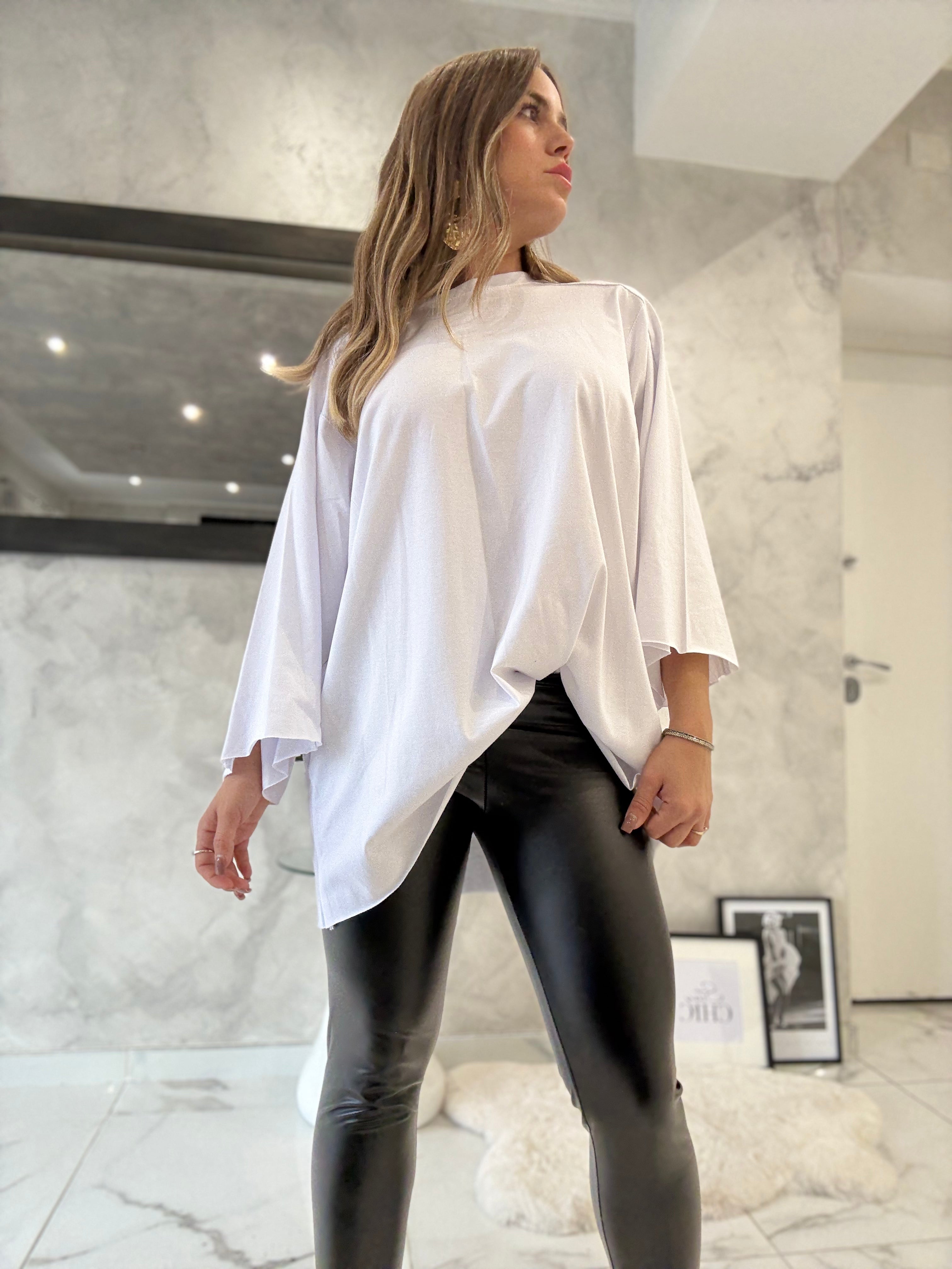 T-SHIRT SUPER OVER